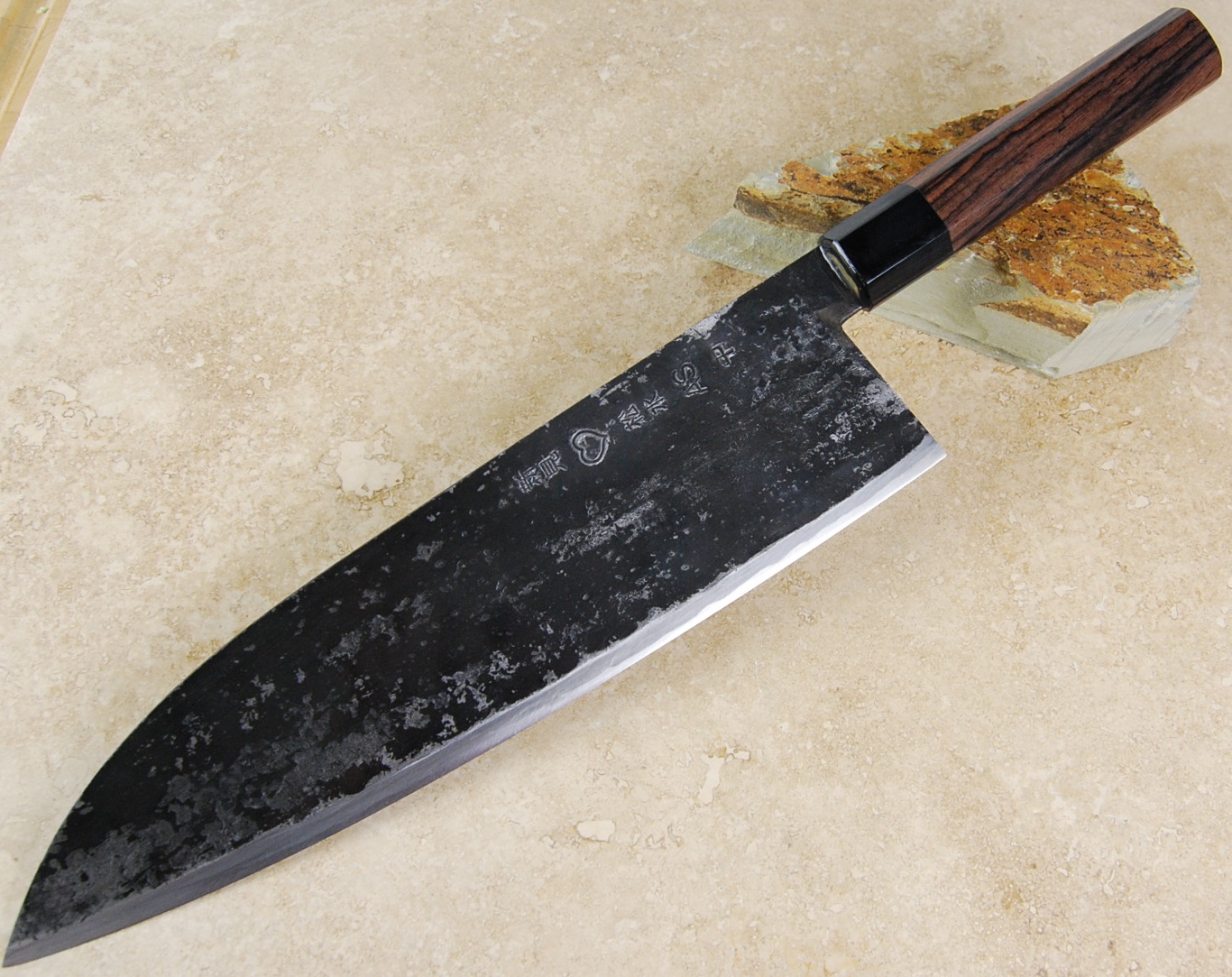 takeda-gyuto-240mm-1.gif