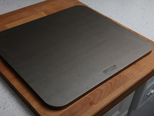 20121001-baking-steel-thick-pizza-lab-01.jpg
